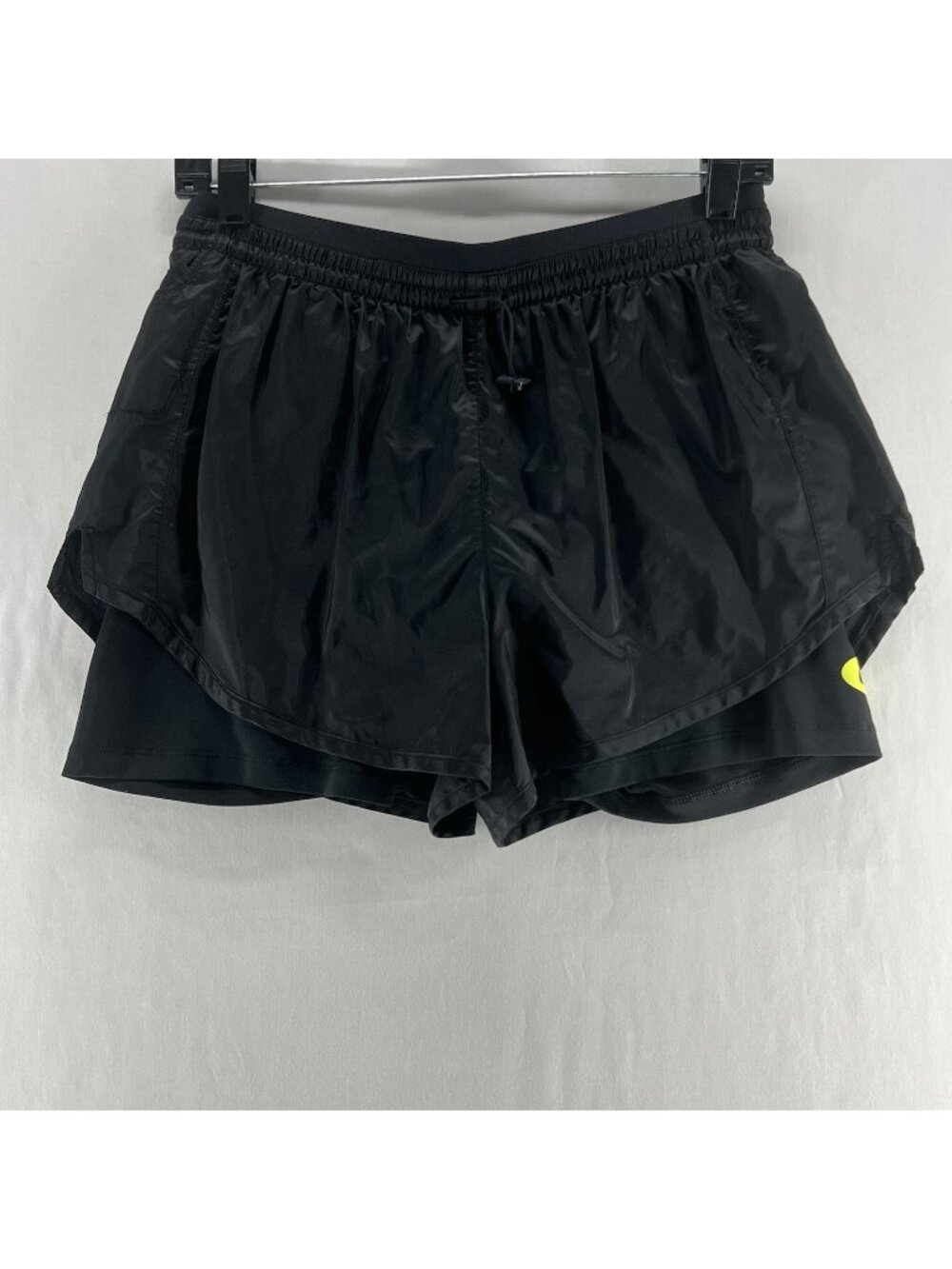 Nike Icon Clash Tempo Luxe 2-in-1 Running Shorts Womens S Layered Mid Rise Black